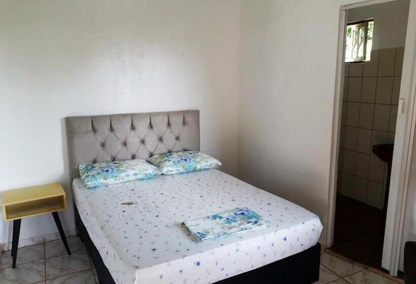 הוסטל Pousada Caminho Do Ribeirão