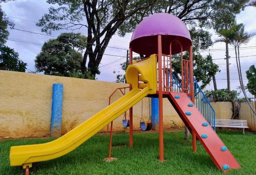 ユースホステル Pousada Terraço