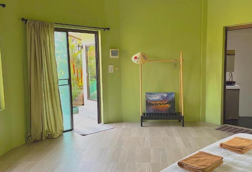 住宿加早餐  Navari Homestay