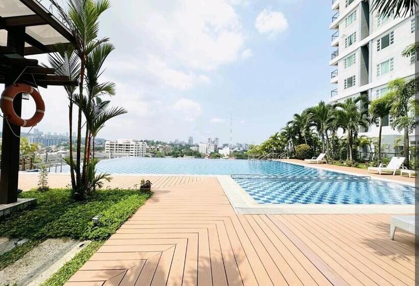 Group Friendly 2br Cebu Condo With Mall Access