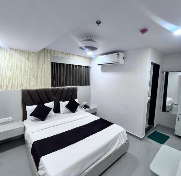 Fabhotel Grey Sky   Nr Gandhinagar Sector 11