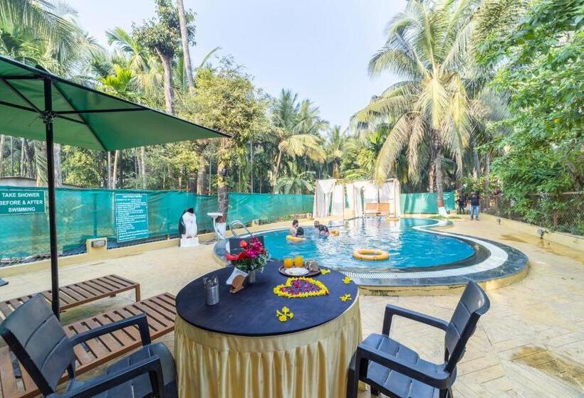 호텔 Ll Empyrean Stay Ll Coconut Beach Farm Resort Ll