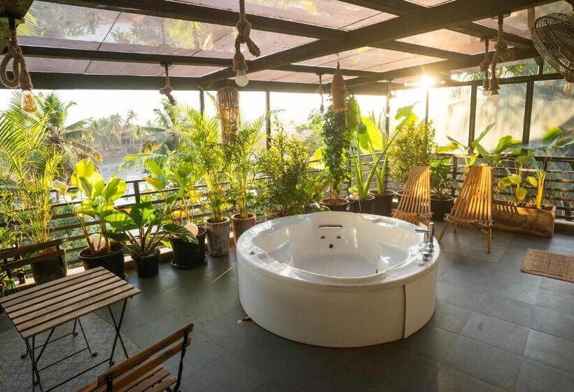 هتل Origin Boutique