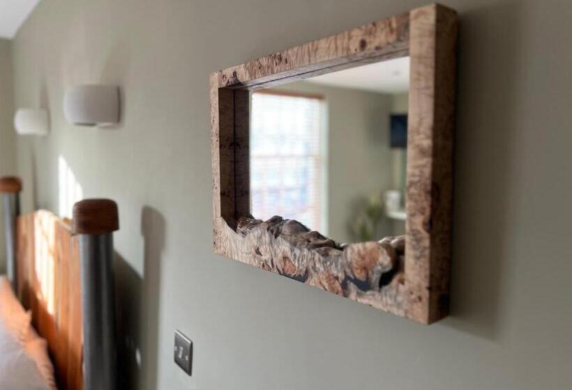 בית מלון כפרי The Roost