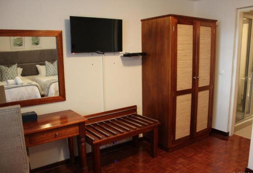 פנסיון Ka Maxakeni Guesthouse