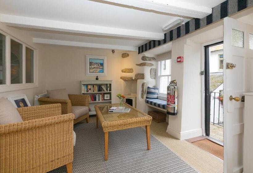 مبيت وإفطار Anchorage Guest House, St Ives