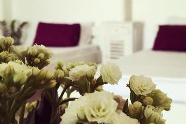 هتل Irene's Residence