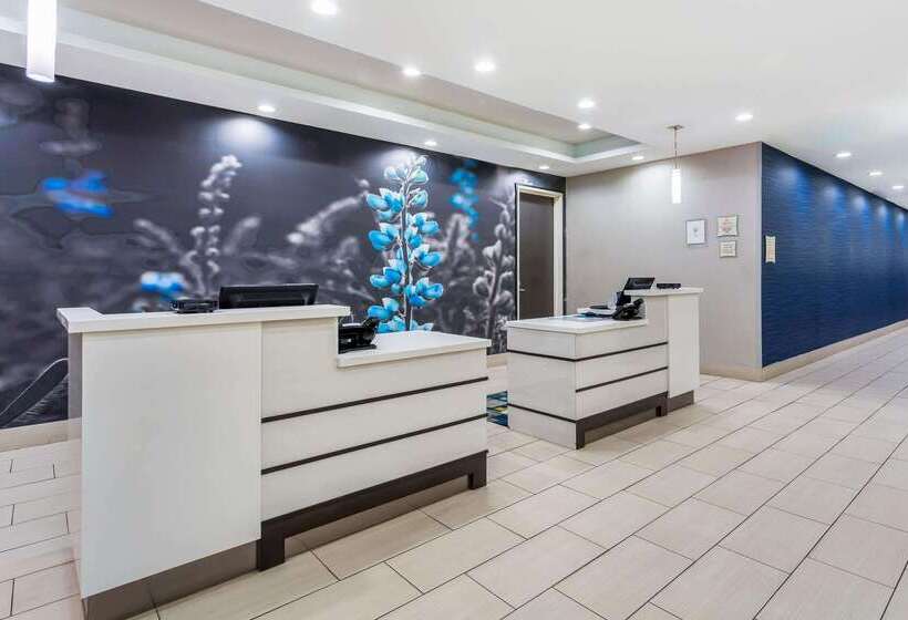 هتل La Quinta By Wyndham Odessa North   Sienna Tower