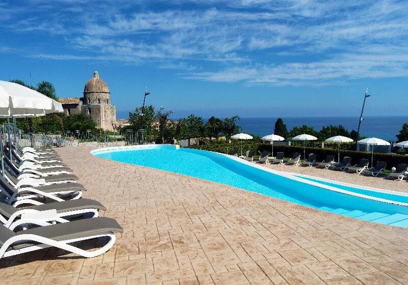 Отель Sentido Michelizia Tropea Resort
