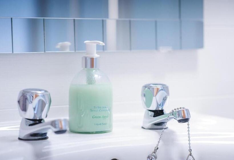 Jannel Bed & Breakfast