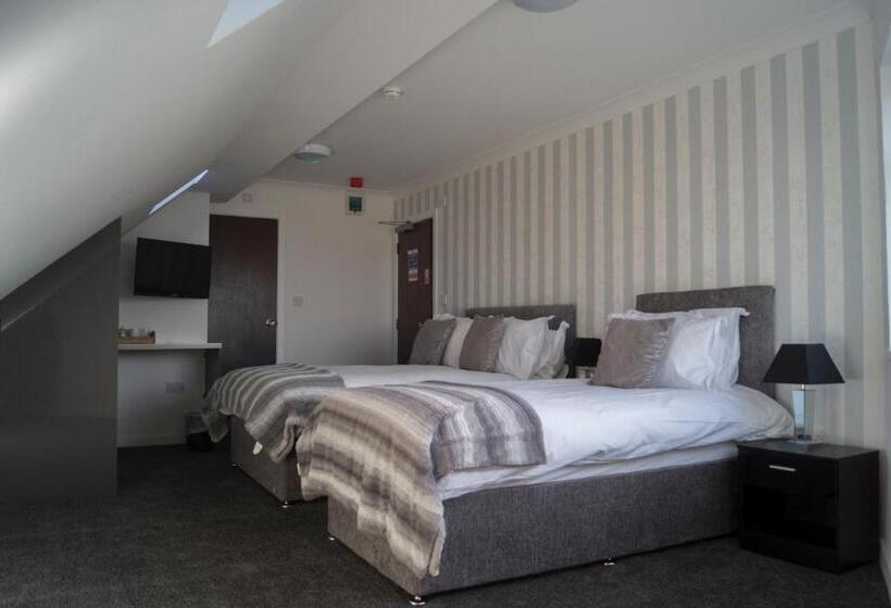 Kirks Korner Motel