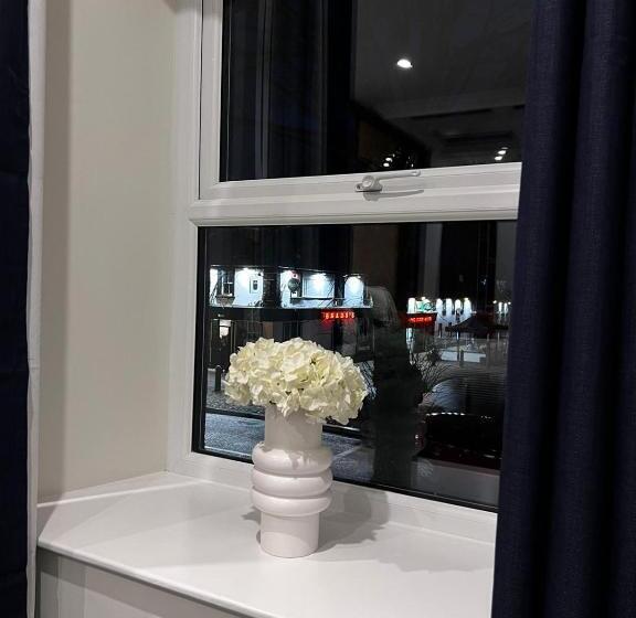 酒店 53 Luxury Rooms