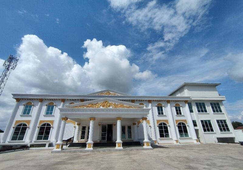 Maulidia Hotel Syariah & Convention Center