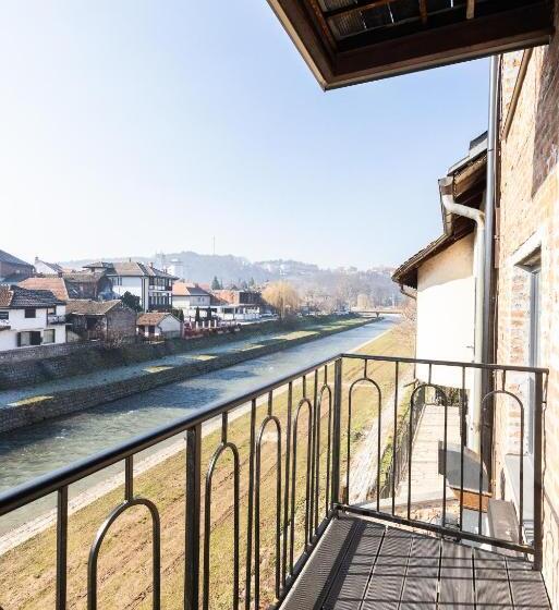 مُتل Riva Sleep & Chill