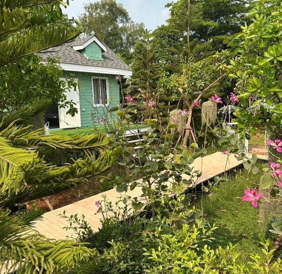 Peang Tara Cafe & Resort