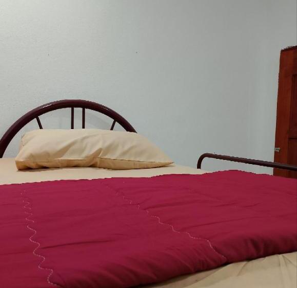 پانسیون Lawer Guesthouse