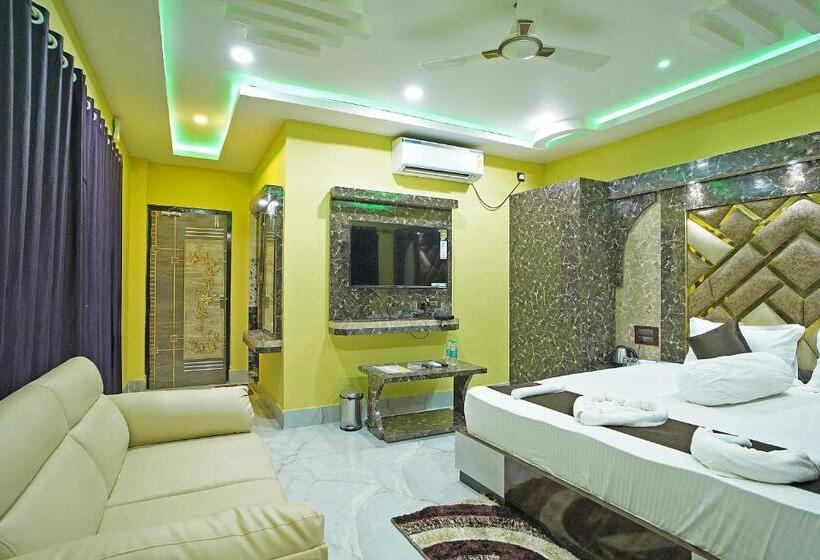 India Beach Resort On Beach