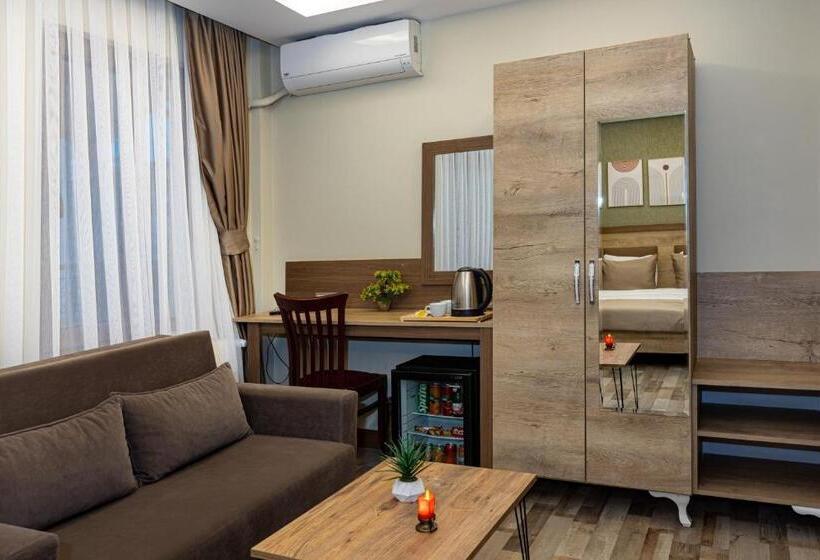 مبيت وإفطار Linnga Hotel & Suite