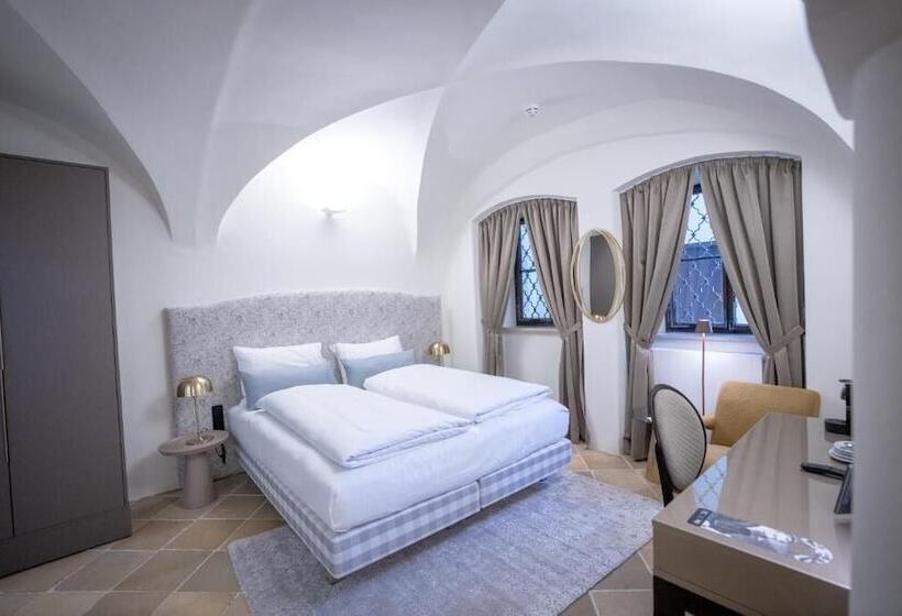 فندق Maxim Suites By Elias Holl