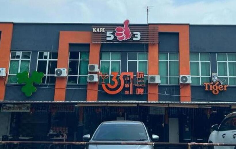 호텔 Oyo 90866 Rakyat Inn