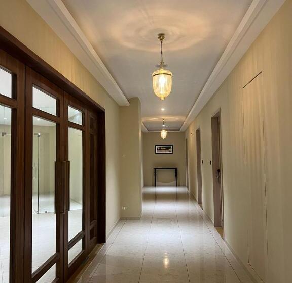 Отель Pride Resort, Rajkot