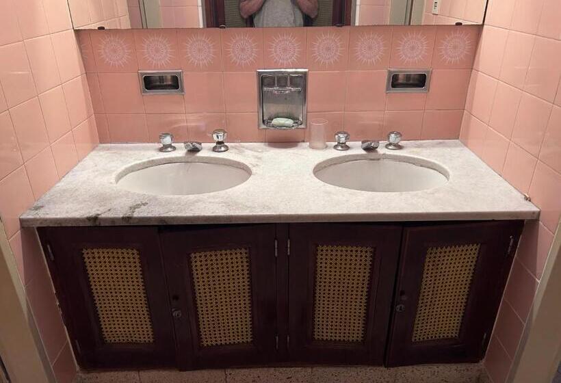 پانسیون Habitacion En Casa Centrica Con Pileta, Terraza, Asador, Cerca De Paseo Historico  Rodex Experiences