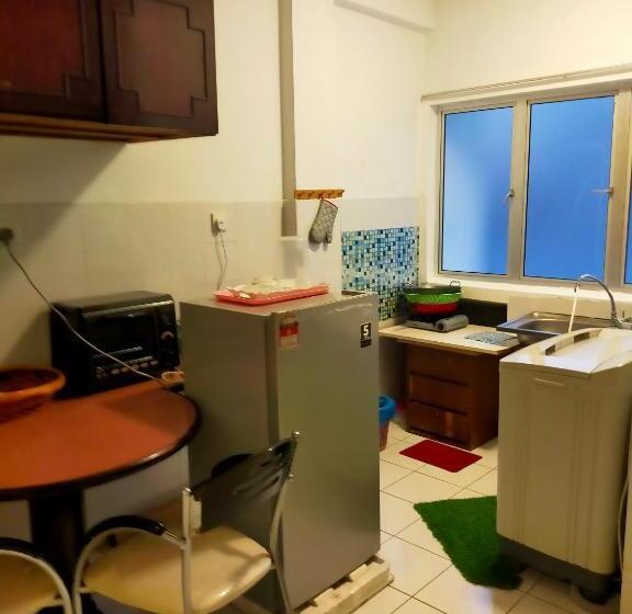 펜션 R2l5y Room 1 With Balcony And Bathroom