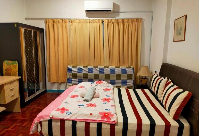 펜션 R2l5y Room 1 With Balcony And Bathroom