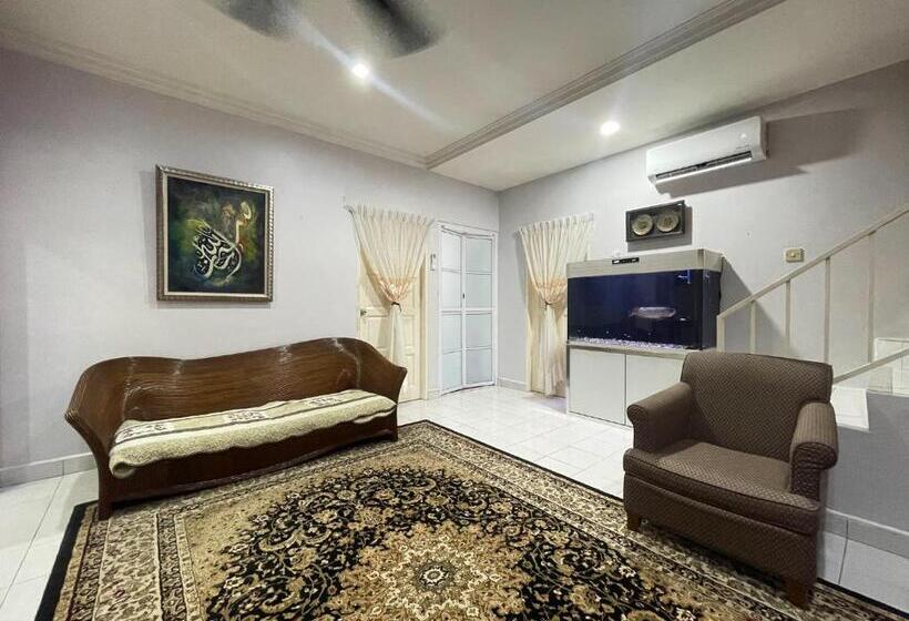 پانسیون Venice Raudhah Guest House