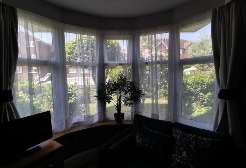 ペンション William Morris, Spacious Ground Floor Lux Double Bedroom