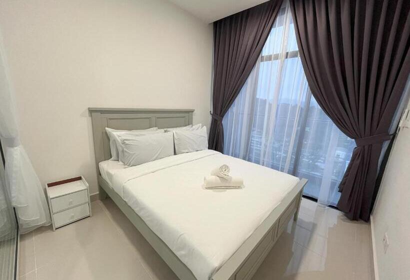 The Shore Kk By Perfect Host Borneo