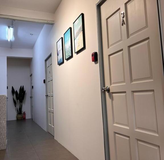 Общежитие Room1#ig Theme Bargainous#shared Bathroom#3pax#2min Kek Lok Si