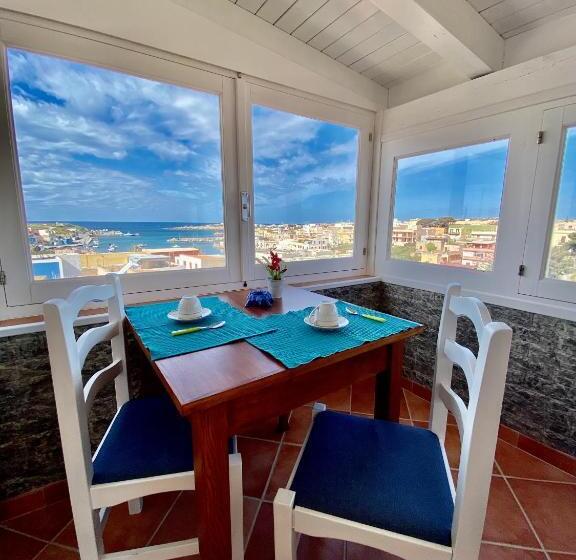 تختخواب و صبحانه L’olimpo Sul Mare