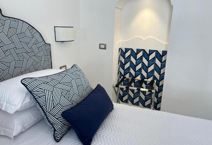 تختخواب و صبحانه Milky Suites Positano
