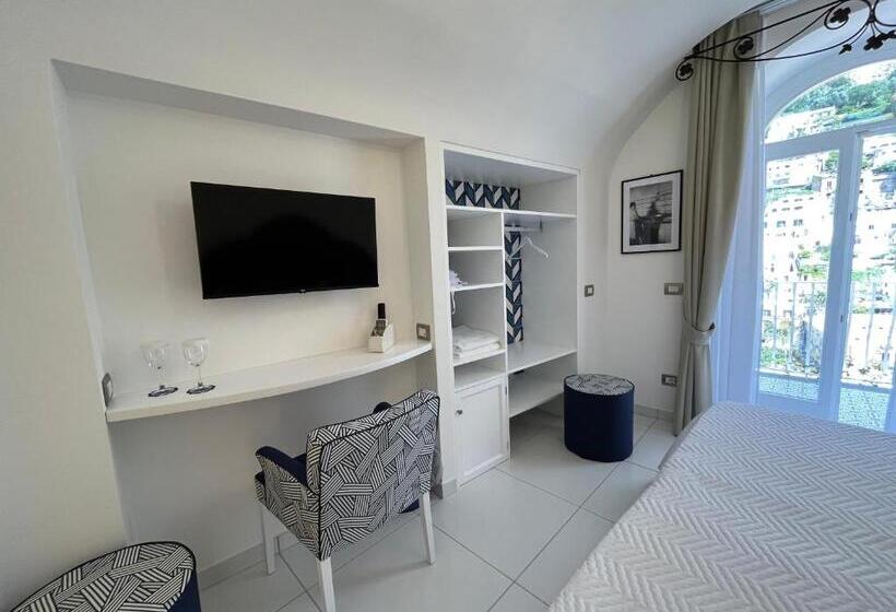 تختخواب و صبحانه Milky Suites Positano