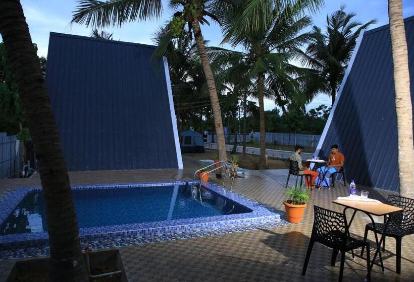 Greenleaf Resorts And Restaurant