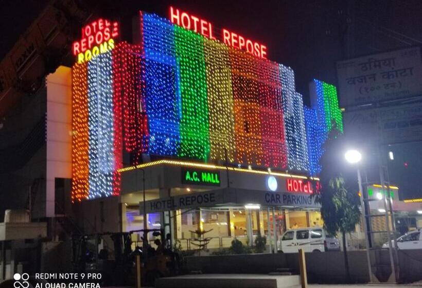 호텔 Repose Chhatral