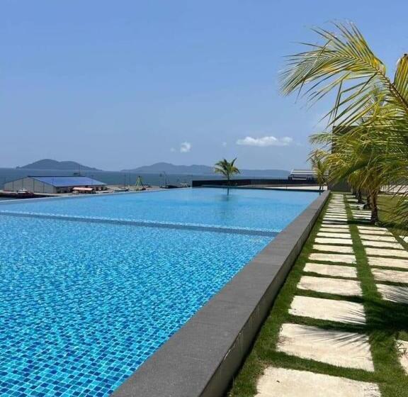 Jesselton Quay By The Vacation Stay