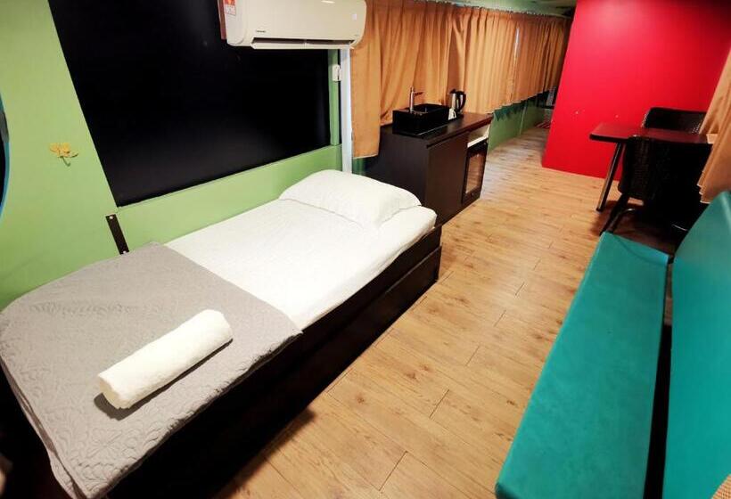 Pangkor Bus Resort By Besla