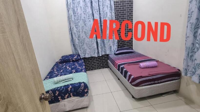 پانسیون Homestay Di Jitra
