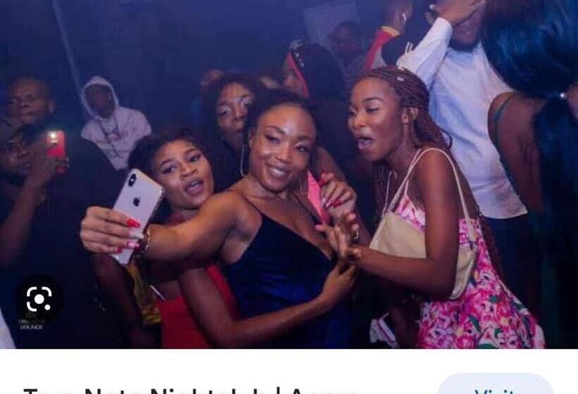 Пансион Lv Appartment X Airport Residential Area