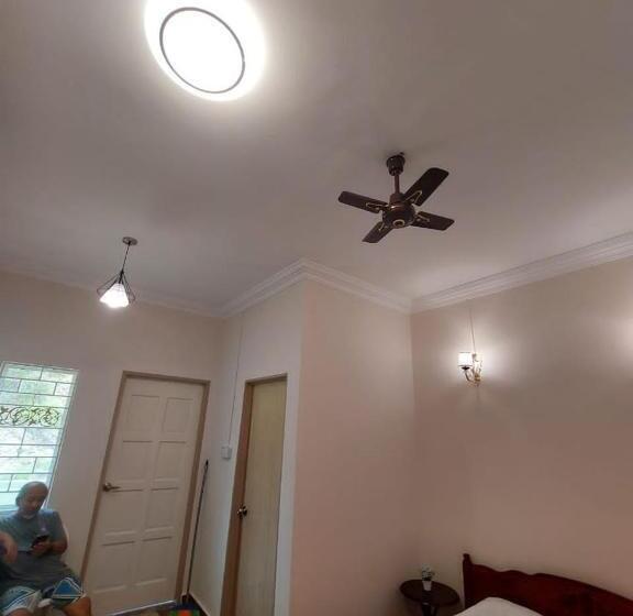 بنسيون Margereth Cottage Suite Residence