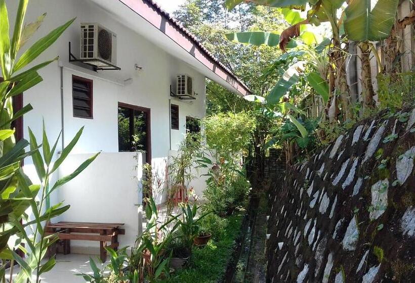 펜션 Melati Inn