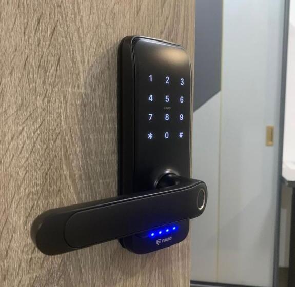 膳宿费 Newly Renovated  Bukit Mertajam