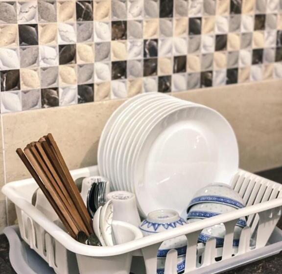 펜션 Private Bathroom In King Room Bukit Mertajam Alma Impian