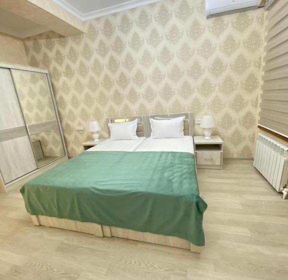 Pensión Samarkand Fruza гостевой дом