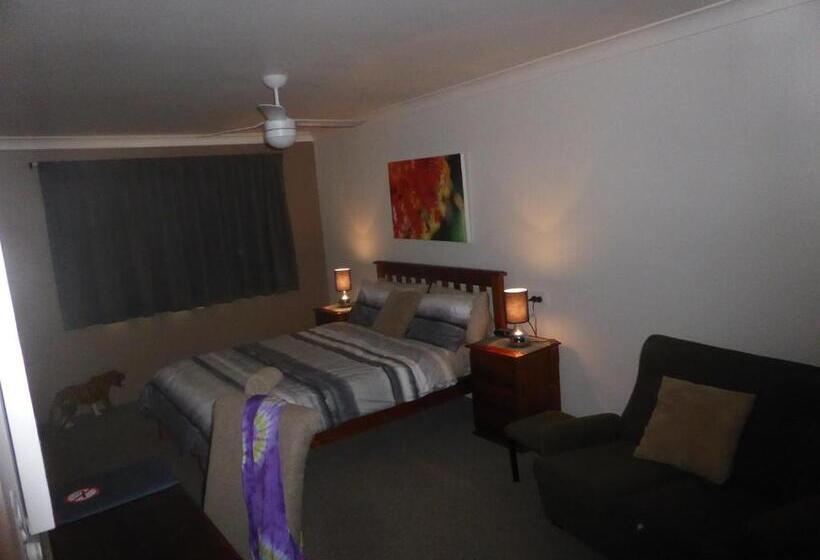 بنسيون The Edge Guest Rooms