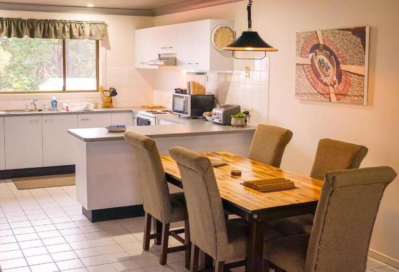 بنسيون The Edge Guest Rooms