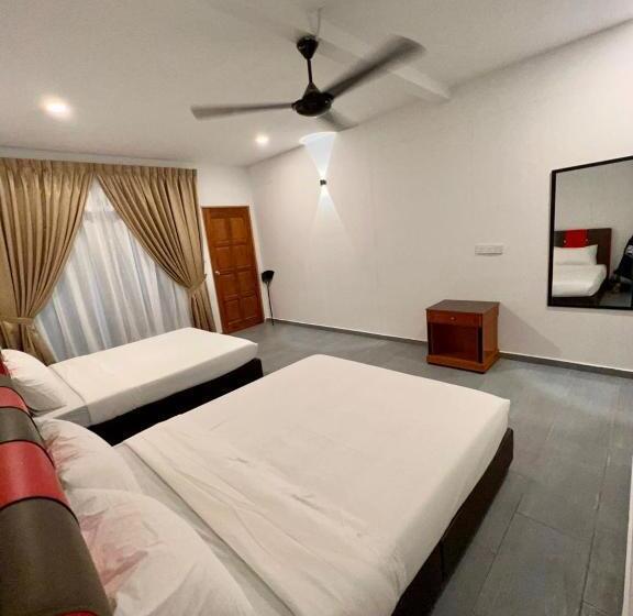 استراحتگاه Dumba Bay Tioman