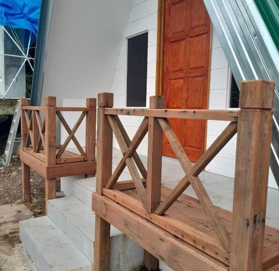 استراحتگاه Dumba Bay Tioman